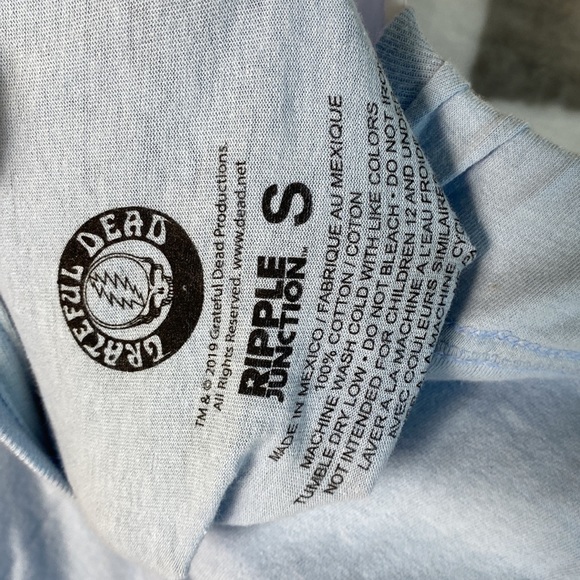 Grateful dead skull, light blue concert band T-shirt S - Picture 3 of 3